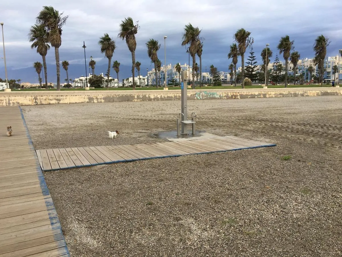 Apartamento Villa Romana planta baja, cómodo y tranquilo, junto a la playa y la reserva natural Roquetas de Mar